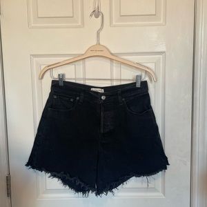 ABERCROMBIE HIGH RISE DAD SHORTS BLACK